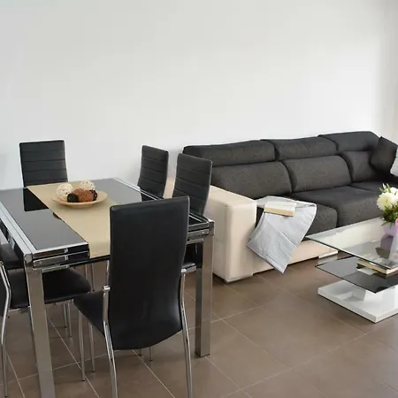 Casa Jimena Сasa de vacaciones Uga